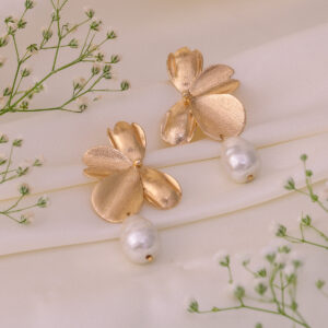 Clover Pearl Drops